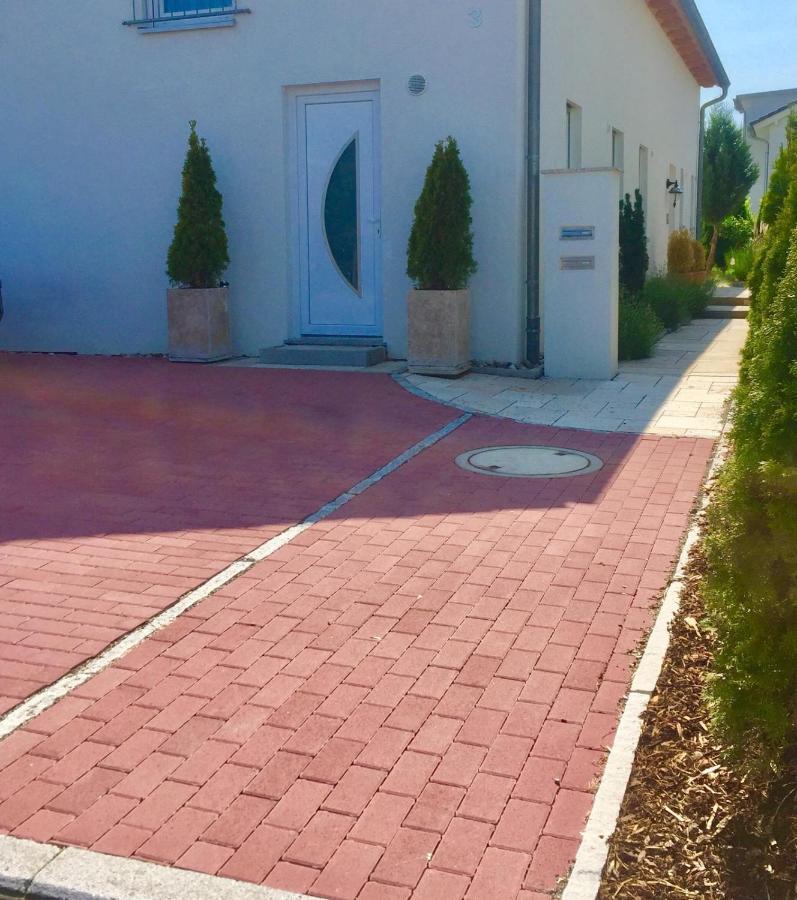 Neues Zimmerapartment Mit Bad Neckarwestheim المظهر الخارجي الصورة